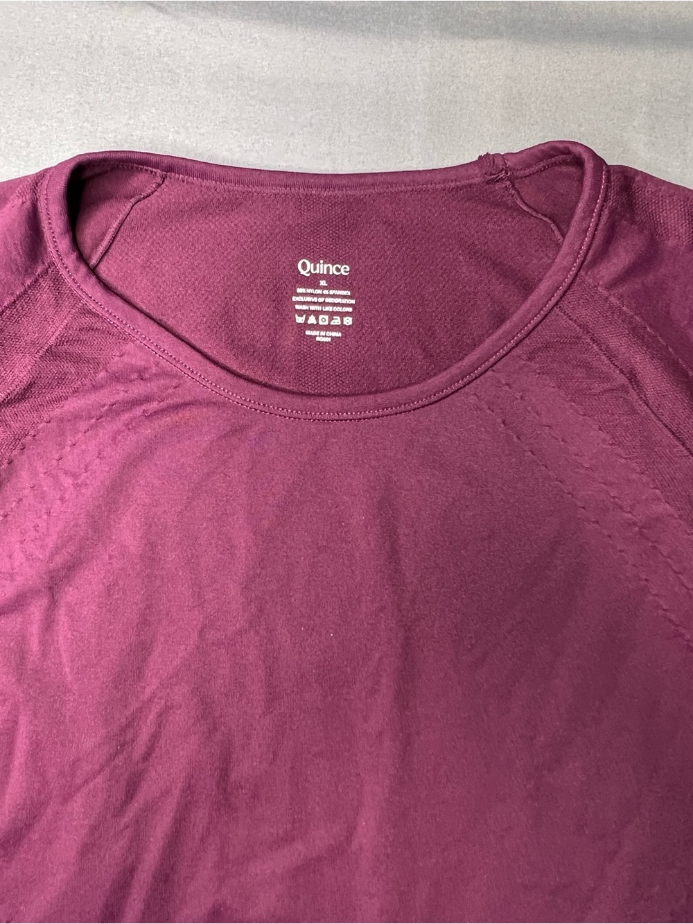 Quince Seamless Ruched Long Sleeve Athletic Top Plum XL Thumbholes